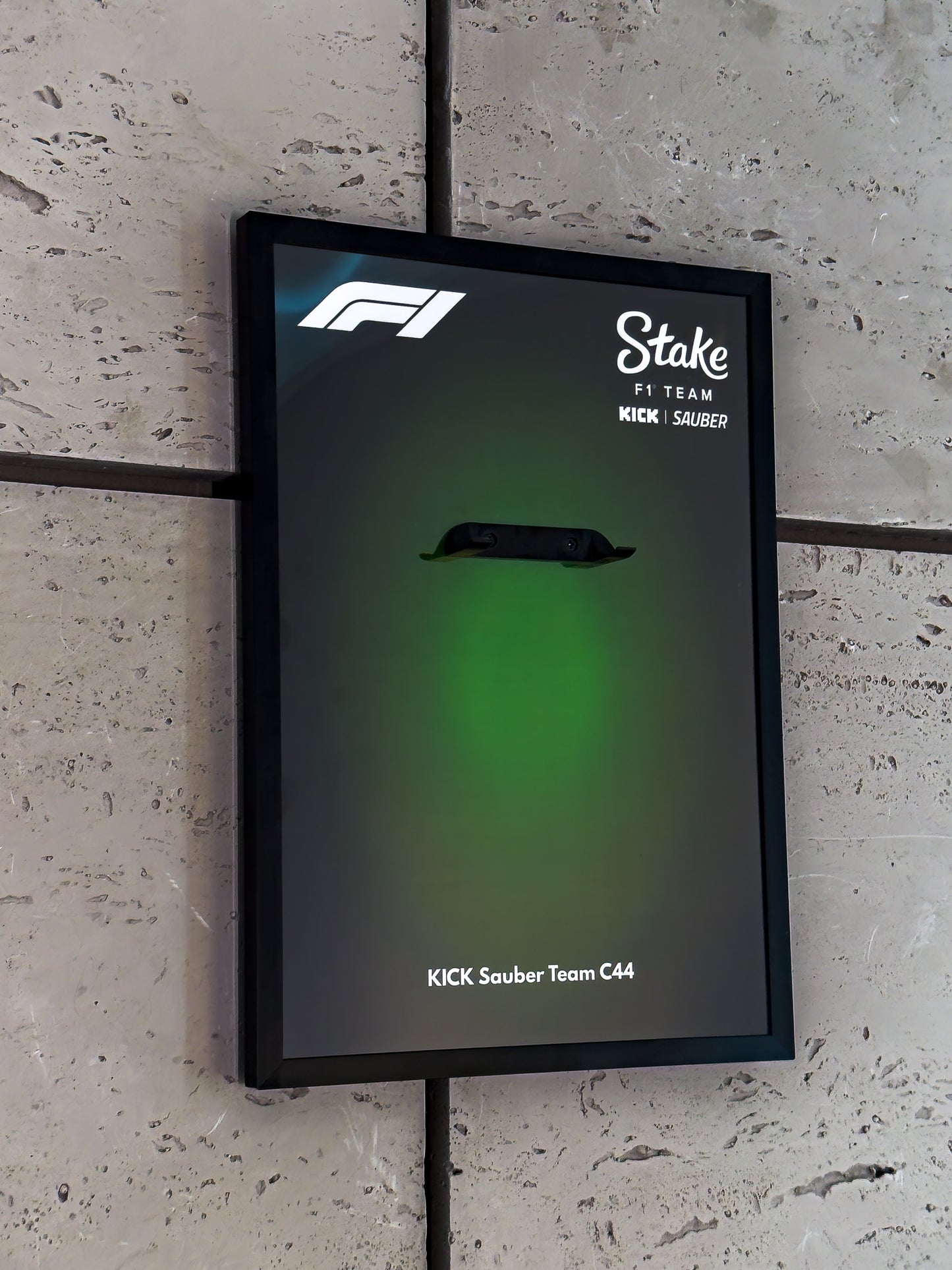 DisplayFrame F1 Stake Kick Sauber F1 Team 21x30cm