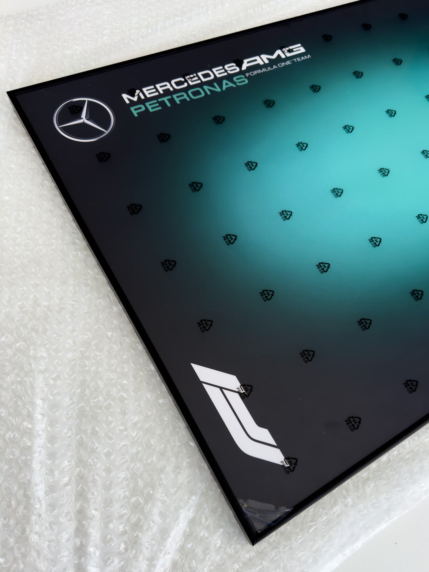 DisplayFrame F1 Mercedes Petronas AMG 50x80cm