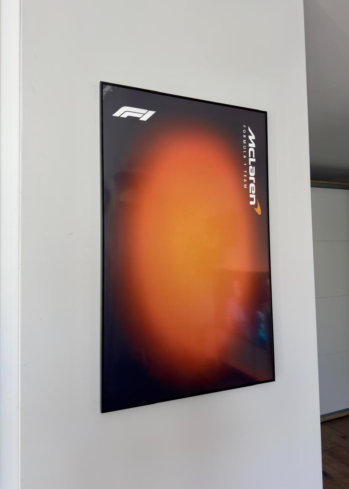 Display Frame F1 McLaren Formula 1 Team 50x80cm